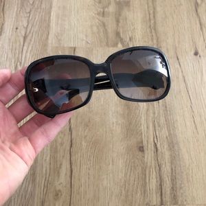Fendi Sunglasses with case